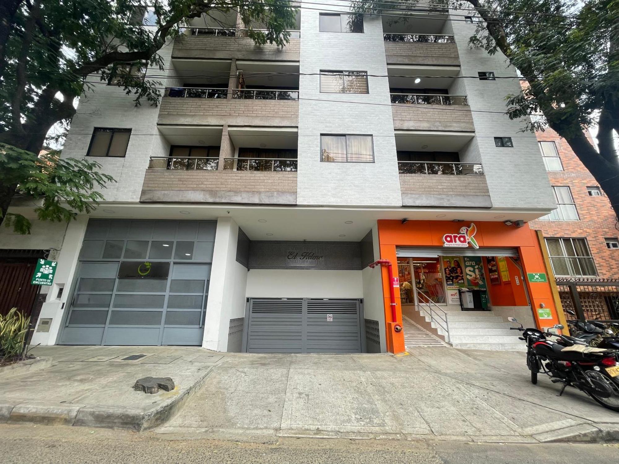 Edificio Helena Apartamento Medellín Exterior foto